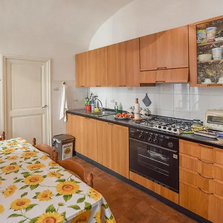 1 Bedroom In Im Lägenhet *
